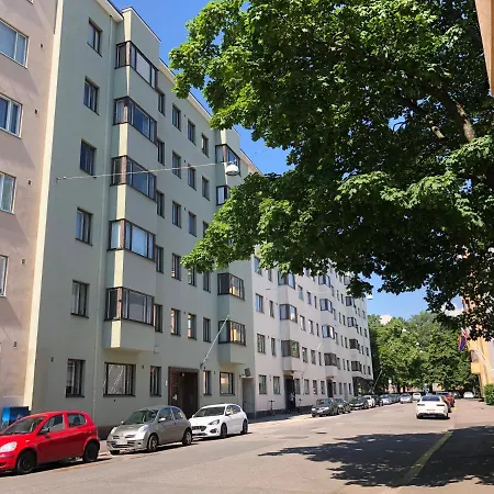 Sweet Studio City Center Toolonkatu Апартаменты
